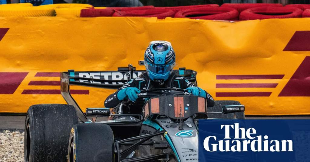 Cac xe đua F1 tranh tai gay gat tai chặng dua Spa Francorchamps